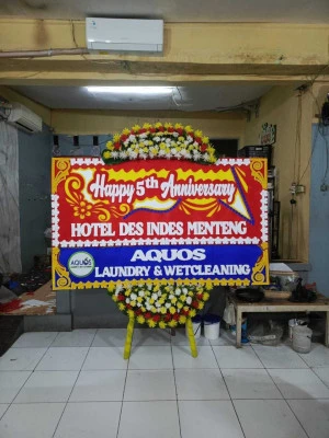 Papan Bunga di Pondok Bambu