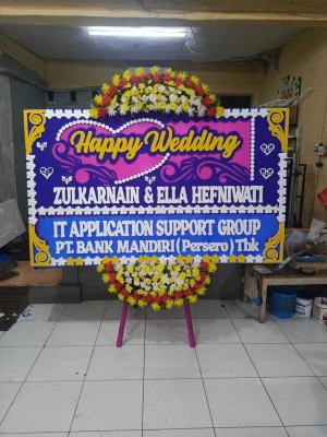 Papan Bunga di Pondok Bambu